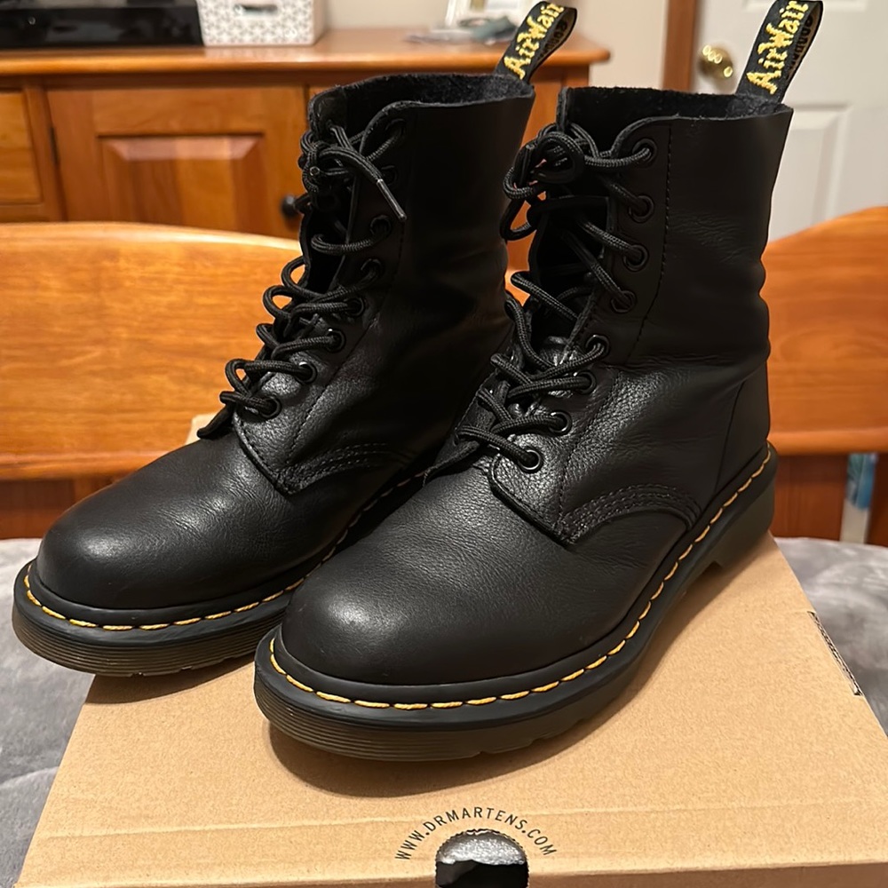 Dr. Martens 1460 Pascal Boots 🥾